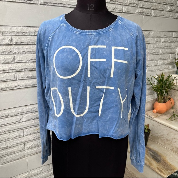 Papaya Tops - NWOT Papaya Blue Cropped Sweatshirt